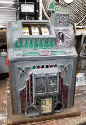 slot machine1.jpg