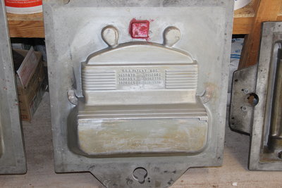 Casting mold bonnet.JPG