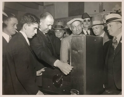 1935PressPhoto.jpg