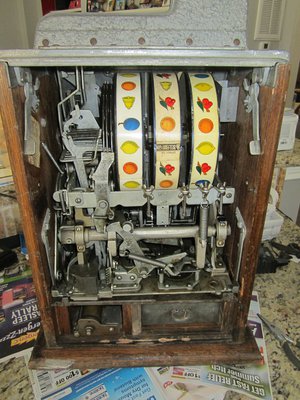 Mills Penny War Eagle 001.JPG