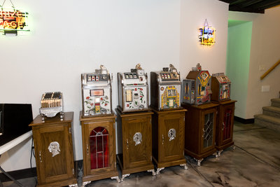 antiques.jpg