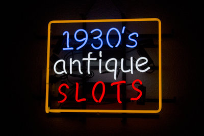1930s_antique_slots.jpg